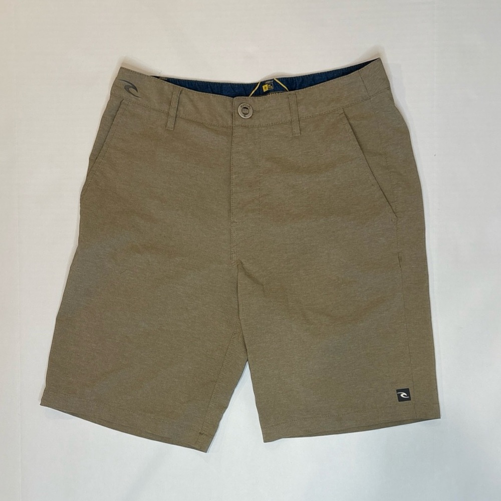 Men's Tan Shorts‎
